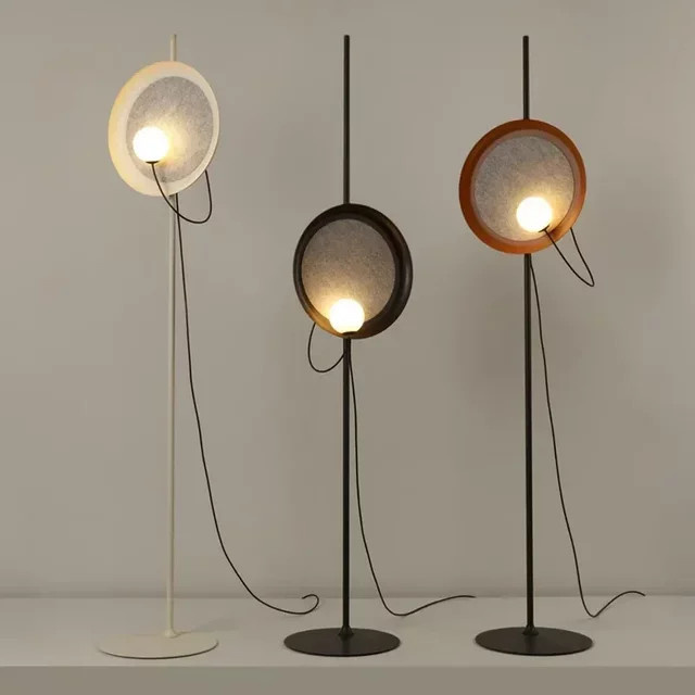 JIANKEXING LED-Stehlampe in Weiß mit modernem Design, magnetisch und verstellbar für Wohnzimmer und Schlafzimmer - Bild 1
