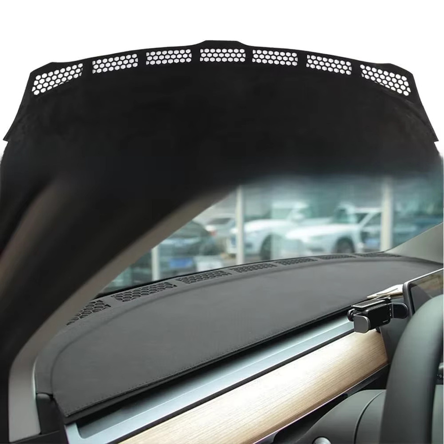 BEVO Armaturenbrett-Abdeckung aus Wildlederstoff für Tesla Model 3 und Model Y in Schwarz, rutschfest und blendfrei als Sonnenschutz - Bild 7