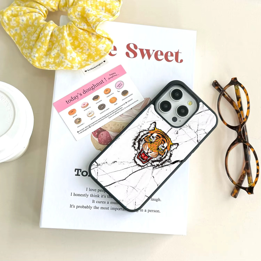 VNTK Streetwear Tiger Handyhülle für iPhone 16 15 14 13 12 11 Pro Max Plus und 16e mit Marmor-Design und Anti-Drop-Schutz - Bild 4