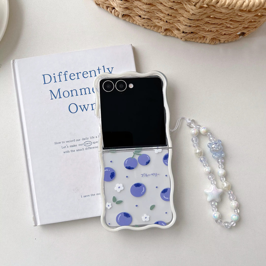 Stoßfeste TPU Handyhülle mit Lanyard-Kette für Samsung Galaxy Z Flip 7, 6, 5, 4, 3 in Blue Fruit Blaubeeren - Bild 3