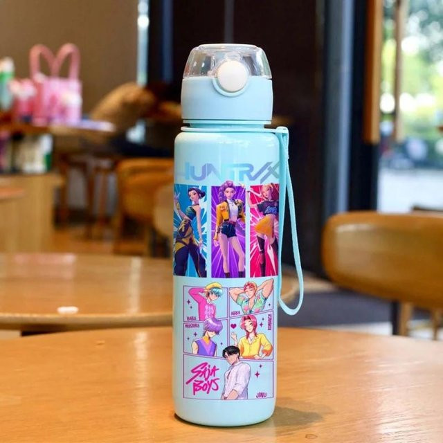 Discover Intime Kpop Dämonenjäger Wasserflasche mit Strohhalm, Blau, 700ml - Bild 1