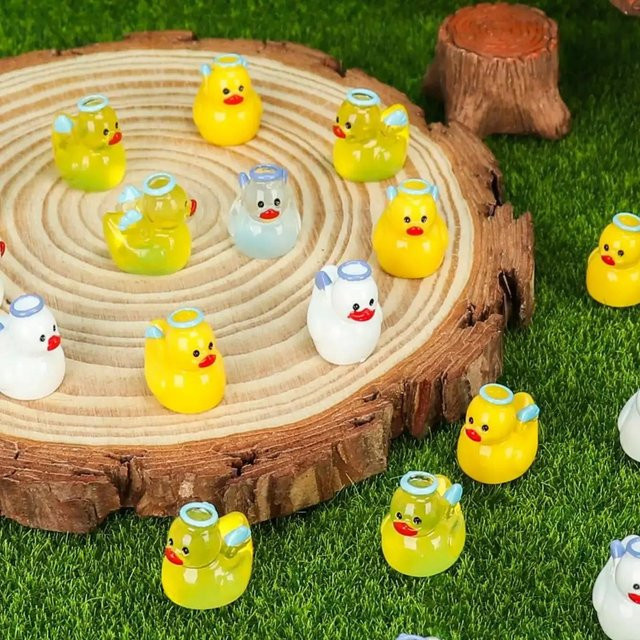 Yiran Toy Mini-Enten Figuren aus Harz in verschiedenen Farben für Gartenschmuck und Tischdekoration (10 Stück) - Bild 1