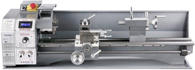 Buying Solutions MB Mini-Metall-Drehmaschine 750W mit variabler Drehzahl 50 bis 3000 U/min in Silber, Präzisionsdrehmaschine für Plandrehen, B/T/H: 220 x 600 x 105,5 mm - Bild 1