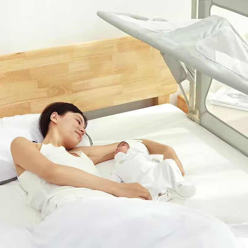 Faltbares Babybett von YBYMBI in Grün mit Sicherheitsgeländer und doppeltem Verwendungszweck für das Kinderzimmer - Bild 5