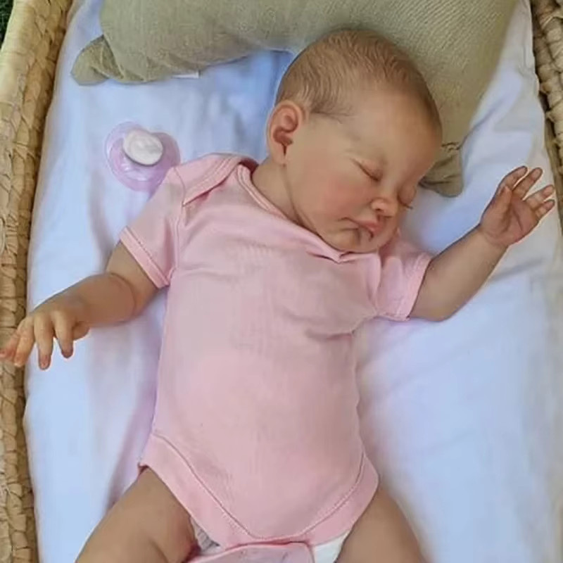 NPK Baby August, Neugeborenen-Babypuppe, rosa, 1-teiliges Set - Bild 2