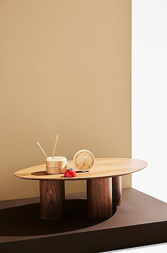 Remi Couchtisch modern in Braun mit ovaler Form und mattem Finish, B/T: 110 x 70 cm - Bild 1