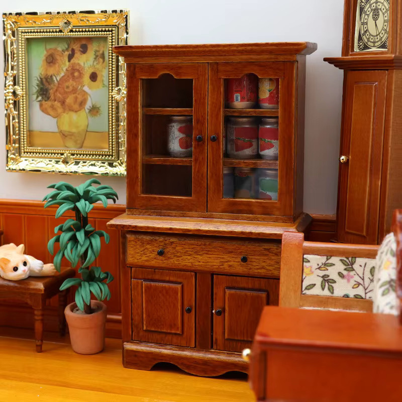 ZTOYL Miniatur Möbel Set aus Holz für Puppenhaus im Maßstab 1:12 mit Tisch, Schrank und Bücherregal im Vintage Design - Bild 4