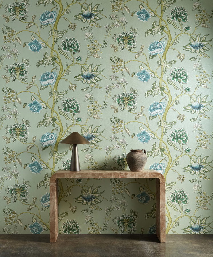 Harlequin Tapete Indienne Mural in Emerald und Citrine mit floralem Botanical Design aus Vlies - Bild 1
