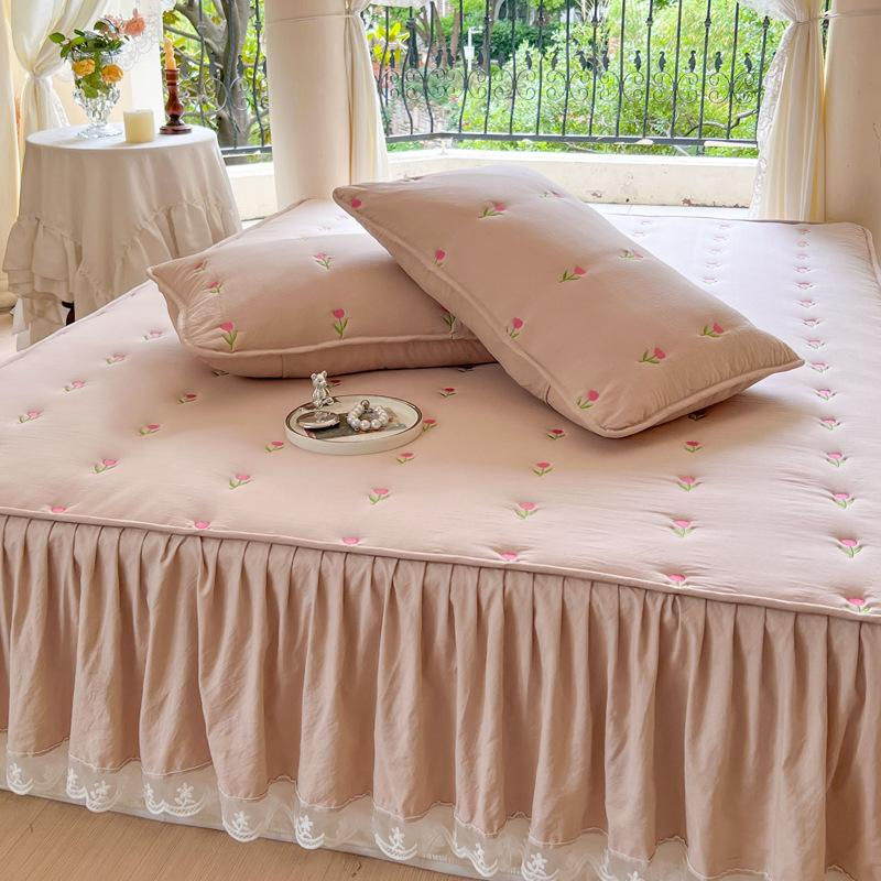 Rosa Spannbettlaken mit Spitze und Stickerei für Mädchenzimmer, B/B/H: 90 x 200 cm - Bild 3