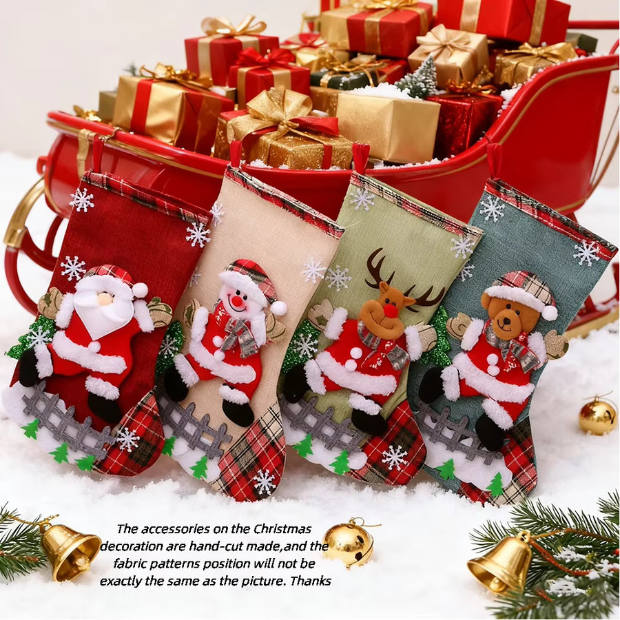 2er-Set Weihnachtsstrümpfe in Rot mit Karomuster als Textil-Deko für den Weihnachtsbaum - Bild 2