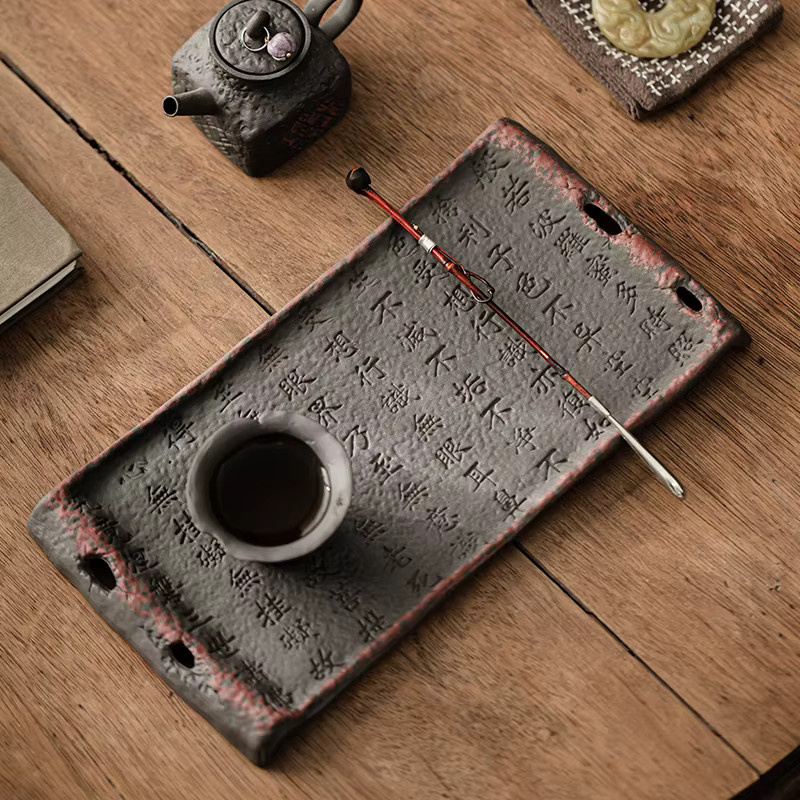 Handgefertigtes Keramik-Teetablett im Zen-Stil mit Felsstruktur für die Gongfu-Teezeremonie - Bild 2