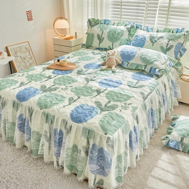 Dreiteiliges Bettwäsche-Set von Your Warm Home mit gestepptem Spannbettlaken aus Baumwollspitze und Tagesdecke im Prinzessinnen-Stil, Mehrfarbig, B/T: 120 x 200 cm - Bild 1