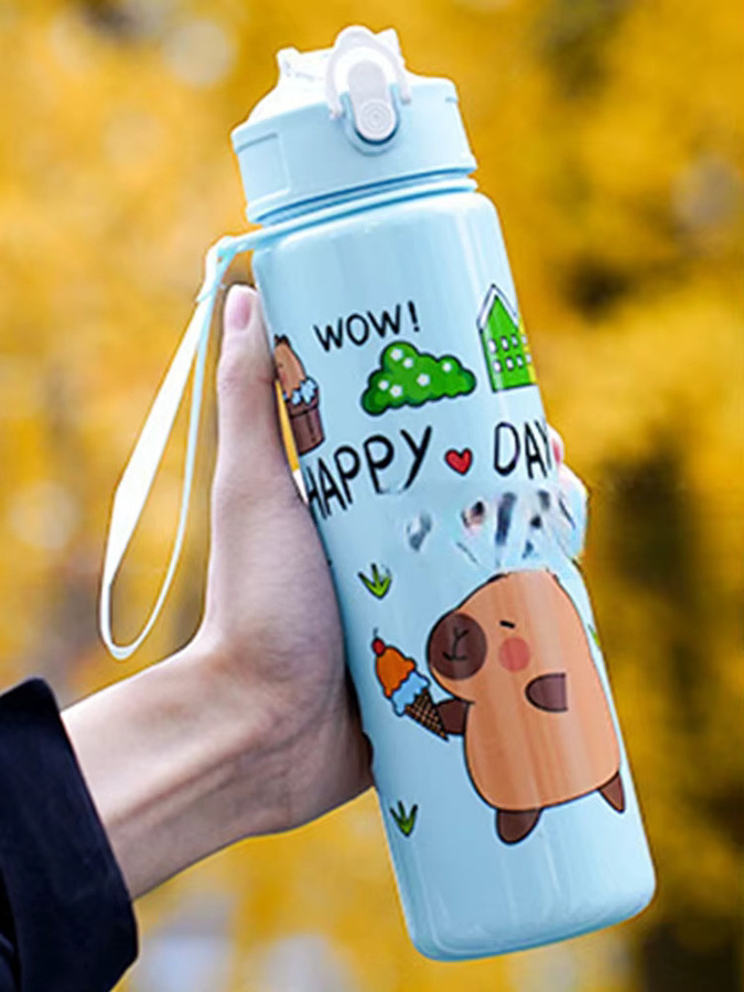 APWIKOGER Capybara Wasserbecher mit Strohhalm und Griff in Blau, 700 ml Sportwasserflasche für Kinder und Outdoor-Aktivitäten - Bild 4