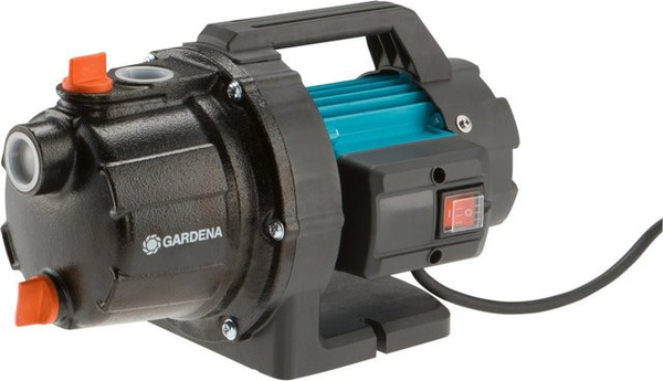 Gardena Gartenpumpe 3700/4 Basic mit 3700 l/h Förderleistung und 41 m Förderhöhe