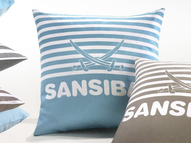 Kissenhülle SANSIBAR LIVING Summer in Blau aus Baumwolle, quadratisch - Bild 1