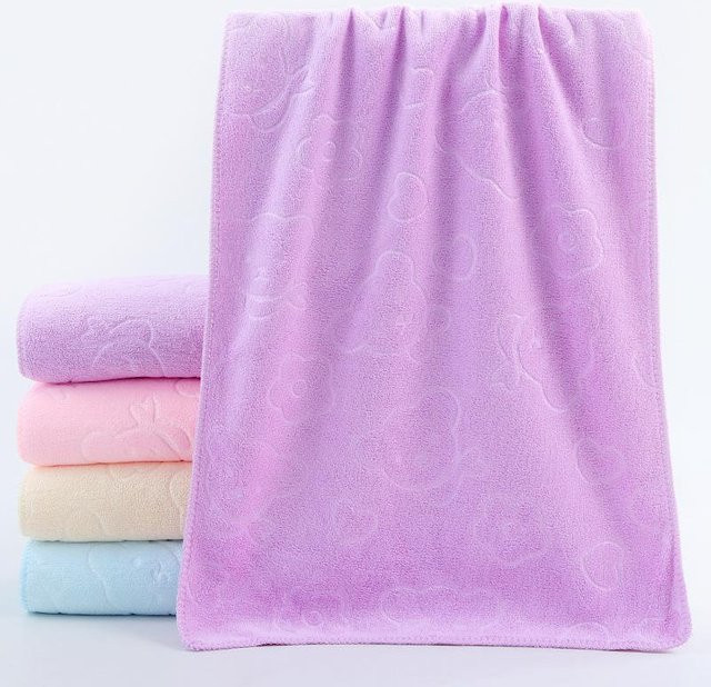 Geprägtes Mikrofaser Bärenhandtuch von Yiran Furniture, wasserabsorbierend und hautfreundlich, B/H: 35 x 75 cm - Bild 1