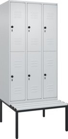 C+P Doppelstock-Spind Classic PLUS Sitzbank mit 3 Abteilen und unterbauter Sitzfläche aus Kunststoff, Grau, B: 212,0 cm, T: 90,0 cm, H: 81,5 cm - Bild 1