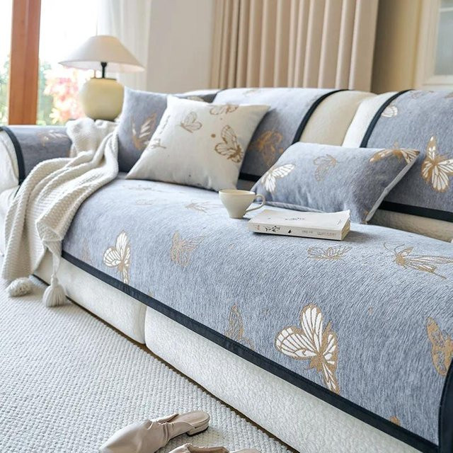 Moderner Chenille Sofabezug mit Schmetterlingsstickerei in Blau, rutschfester Sofakissenbezug für dein Wohnzimmer, Breite: 70 cm, Höhe: 70 cm - Bild 1