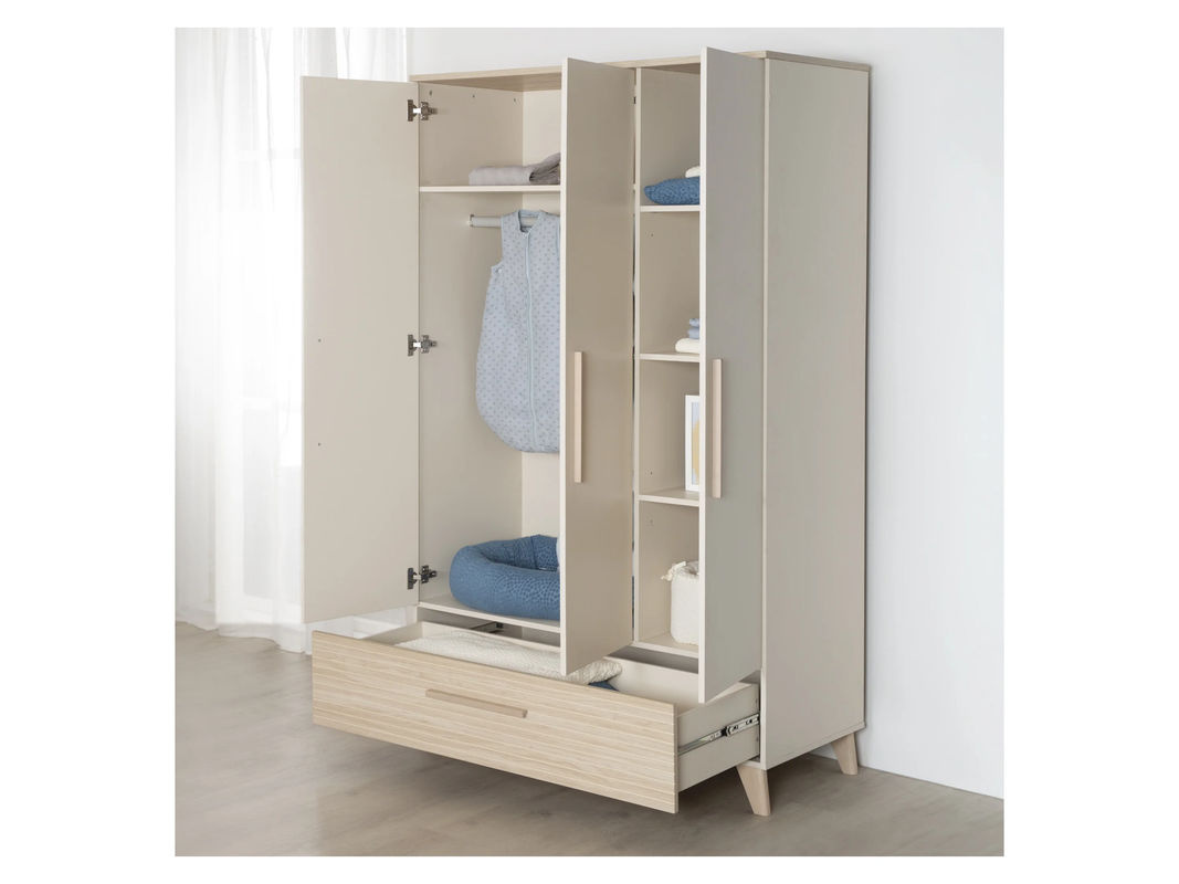 Roba Kleiderschrank Sidney 3-türig in Beige mit Soft-Close-Türen und integrierten Schubladen für das Kinderzimmer, B/T/H: 118 x 52 x 190 cm - Bild 2