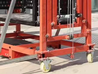 Mobile elektrische Hebebühne in Rot mit einer Hubhöhe von 2 m bis 7 m, faltbare automatische Gerüst-Hebebühne für Bauarbeiten und Heimwerker - Bild 2