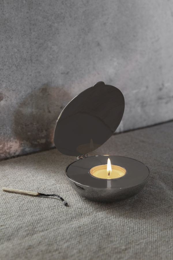 Design House Stockholm Shell Teelichthalter in Silber aus Metall - Bild 2