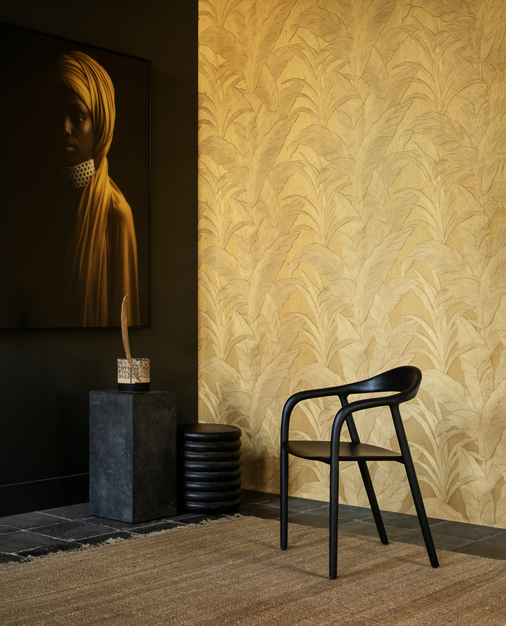 Arte International Tapete Musa Gold mit floralem Botanical-Design - Bild 1