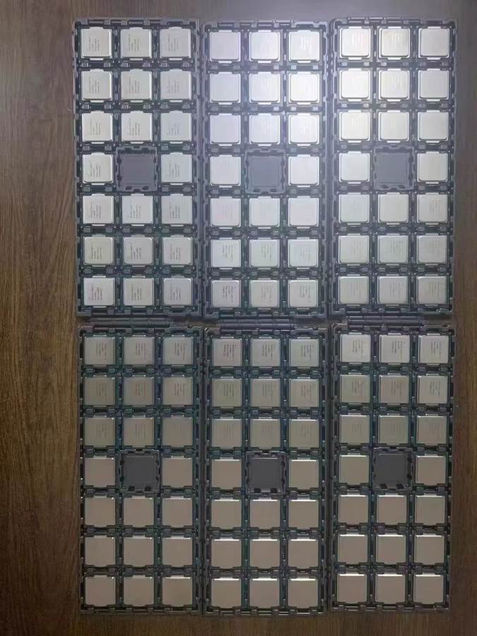 Intel Xeon E5-2690V4 Prozessor mit 2,6 GHz, 14 Kernen und 28 Threads, LGA 2011-3, Silber - Bild 4