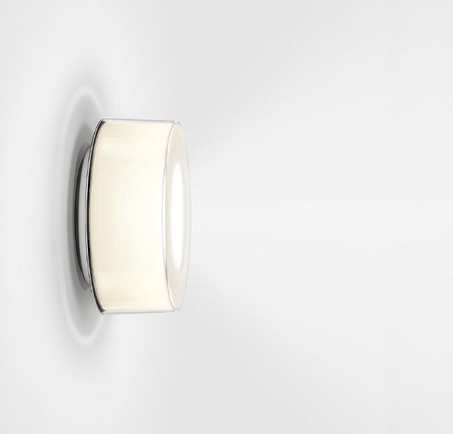 Serien Lighting Curling Wall XS LED-Wandleuchte mit transparentem Acrylglasschirm und zylindrischem Reflektor in Silber, Warmweiß 3000K - Bild 1