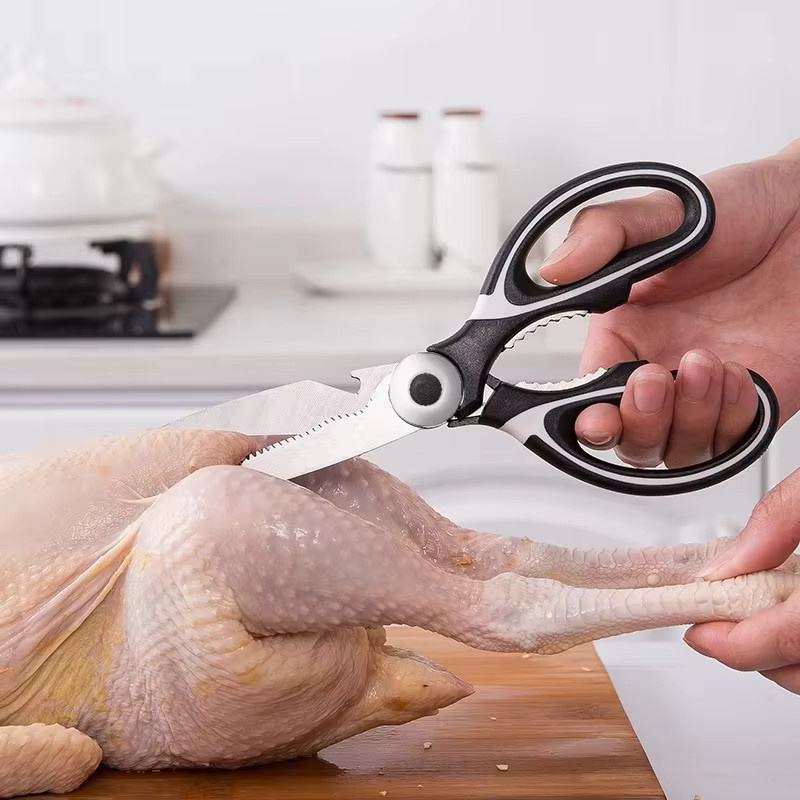 Multifunktionale Küchenschere von BAFENGS aus Edelstahl in Schwarz zum Schneiden von Geflügel, Fisch und Gemüse - Bild 2