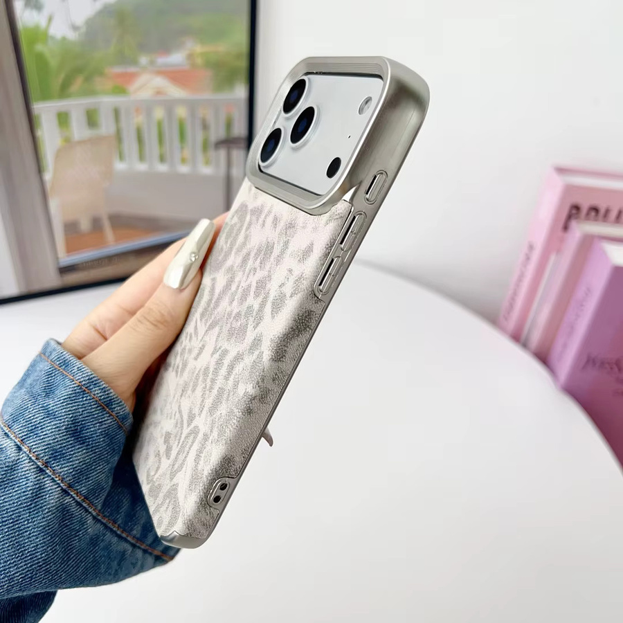 Apple Handyhülle mit Leopardenmuster aus weichem PU-Leder für iPhone 17, 16, 15, 14 und 13 Pro MAX, stoßfeste Rückseite - Bild 2