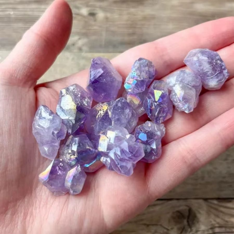 Aura beschichteter Amethyst-Blumencluster von CrystalHola in Lila, AA-Qualität als Drahtwickelstein-Kristallpunkt - Bild 4