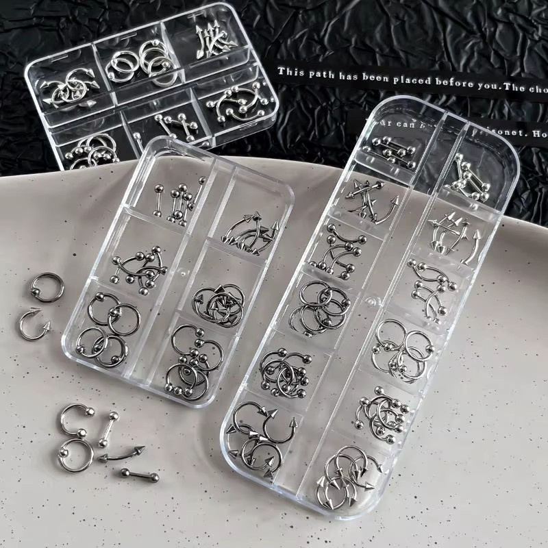 HNKMP Nageldeko Metall Nail Art Charms, 30/60 Stück, 3D Punk Stil, Schwarz Weiß - Bild 2
