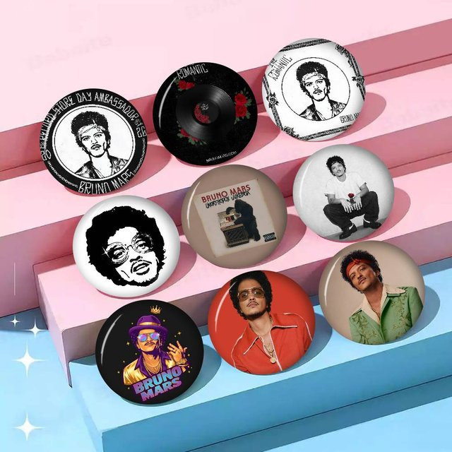 Kayou Brosche, Bruno Mars, Anime, Unisex - Bild 1