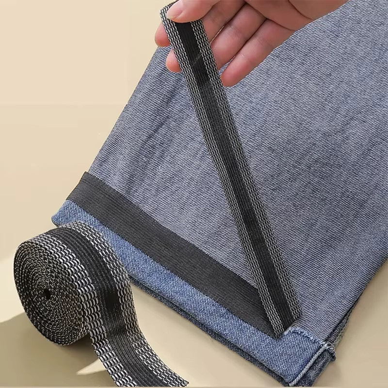 Selbstklebendes Saumband zum Aufbügeln für Hosen und Jeans in Schwarz, DIY-Nähstoff zum Verkürzen von Kleidung - Bild 2