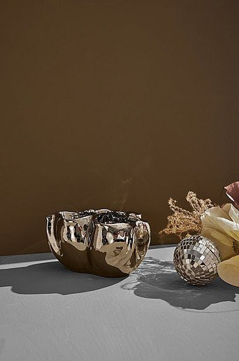 Edna Vase klein Pastill in Gold oder Silber aus Keramik und Metall - Bild 1
