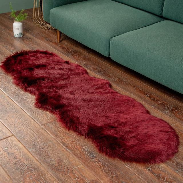Weicher Kunstfell-Flauschteppich von Yiran Furniture in Rot, moderner Langhaarteppich für Wohnzimmer und Schlafzimmer, Breite: 50 cm, Tiefe: 80 cm - Bild 1