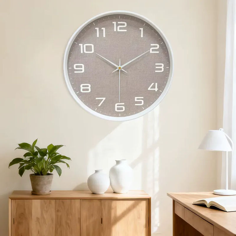 Mabpedo Wanduhr Vintage Analog Rund mit Glas und geräuschlosem Mechanismus in Weiß oder Schwarz - Bild 2