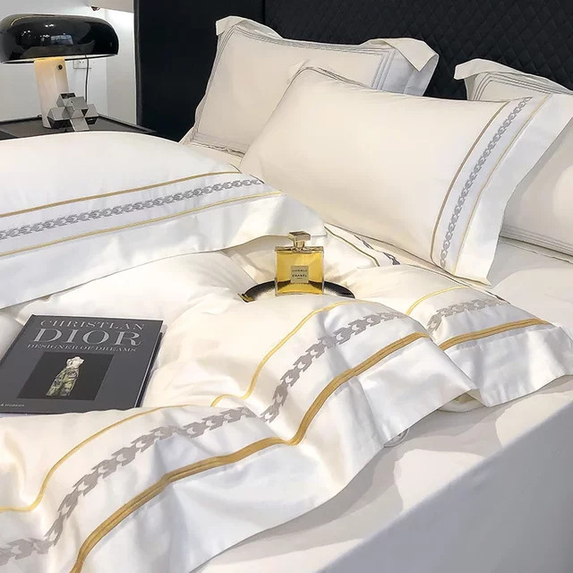 Beiwoer Bettwäsche-Set aus 100 % ägyptischer Baumwolle mit luxuriöser Stickerei in Luxury Grey, inklusive Spannbettlaken und Kissenbezügen - Bild 1