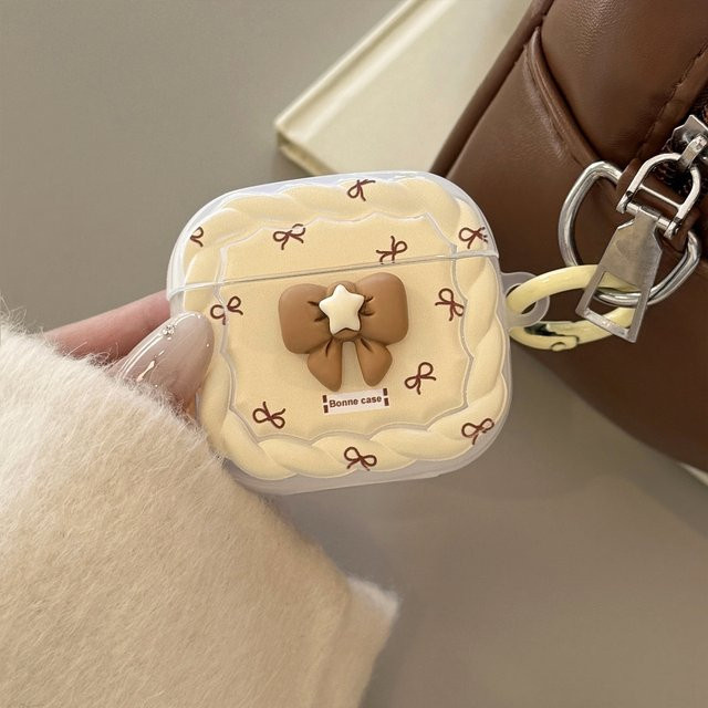 Niedrige 3D-Cartoon-Kopfhörerhülle mit brauner Schleife für Apple AirPods 4, 3, 2, 1 und AirPods Pro 3, 2 mit Haken in Braun - Bild 1