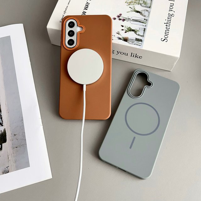 Magnetische Schutzhülle für Samsung Galaxy A56 A55 A54 A36 A35 A26 A06 A16 A34 A24 A14 A05S A25 A15 4G 5G in Grau mit matter Oberfläche - Bild 1