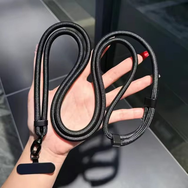 Verstellbares Handy-Umhängeband mit Patch für dein iPhone in Schwarz - Bild 1