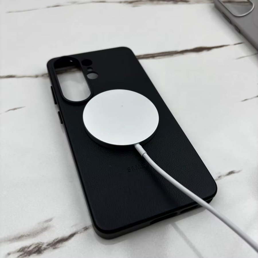 Samsung Galaxy S26 Ultra S26 Plus Leder-Magnet-Handyhülle in Braun mit ultradünner weicher Rückseite - Bild 2