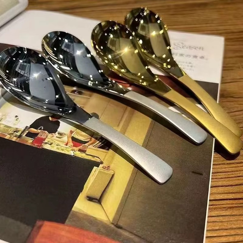 HUXUAN Suppenkelle aus Edelstahl in Silber, Lange Schöpfkelle im Koreanischen Stil mit ovaler Form für Küche und Haushalt - Bild 2