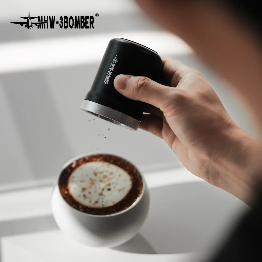 MHW-3BOMBER Shark Powder Shaker Schwarz mit magnetischem Aluminiumdeckel und drei austauschbaren Sieben für Kaffee und Backen - Bild 5