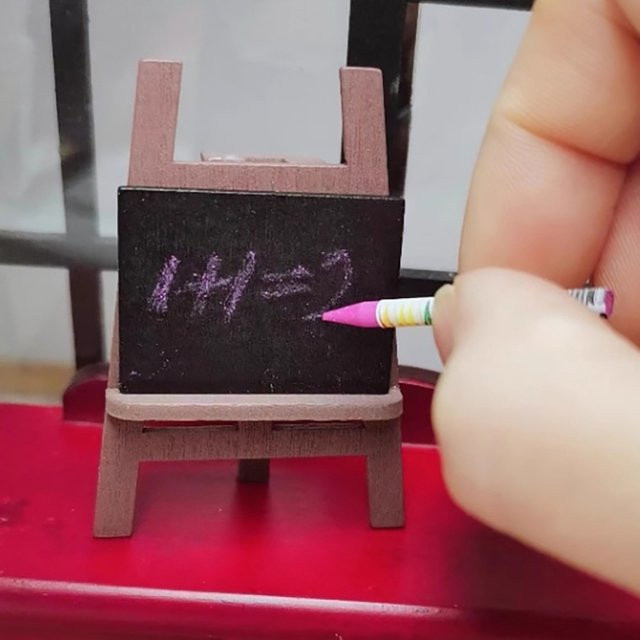 ZTOYL DIY-Zubehör für Puppenhaus-Miniaturtafel, Kreide-Ständer-Set, Holz, Bunt / Mehrfarbig - Bild 1