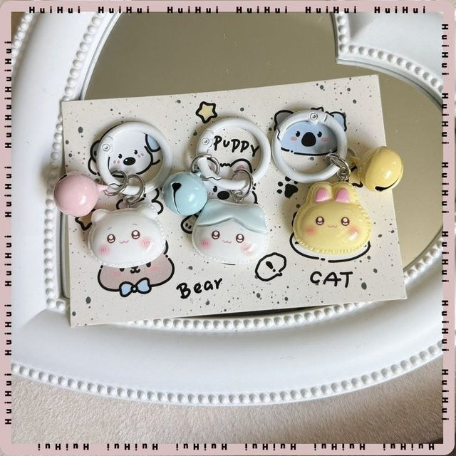 Bandai Chiikawa Schlüsselanhänger mit Glocke, Hachiware Usagi, Taschenanhänger - Bild 1