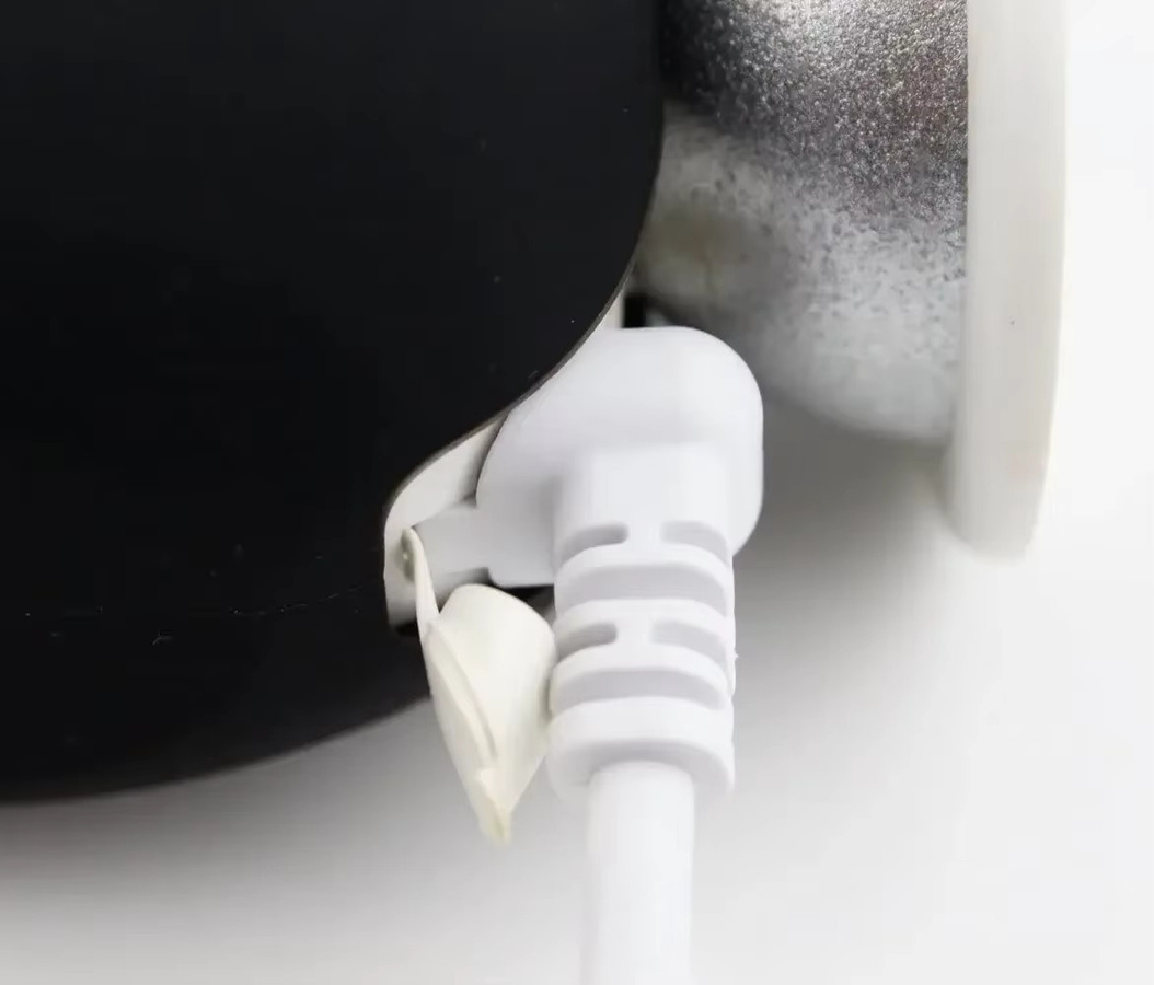 Arlo wetterfestes Ladekabel mit USB-C Anschluss für Arlo Pro und Diego Pro 2, Länge: 7,6 m, Farbe: Weiß - Bild 2