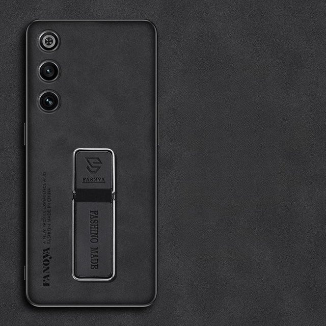 ZTE Red Magic 10 Pro+ Handyhülle aus Schafsleder mit mattem Silikon-Stoßfänger und Ständer Halterung in Schwarz - Bild 1