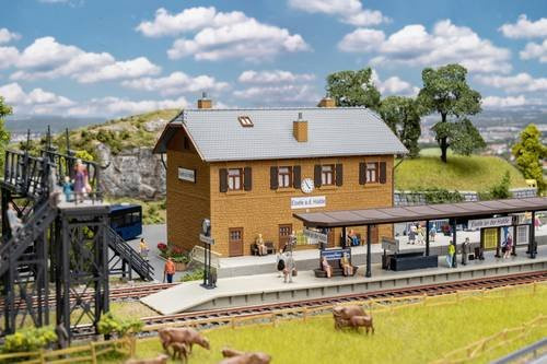 Faller Aktions-Set Bahnhof Eisele an der Halde H0