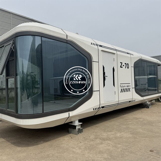 Modernes modulares Kapselhaus von ZZREALLY in Weiß als kompaktes, mobiles vorgefertigtes Haus für den Tourismus - Bild 1